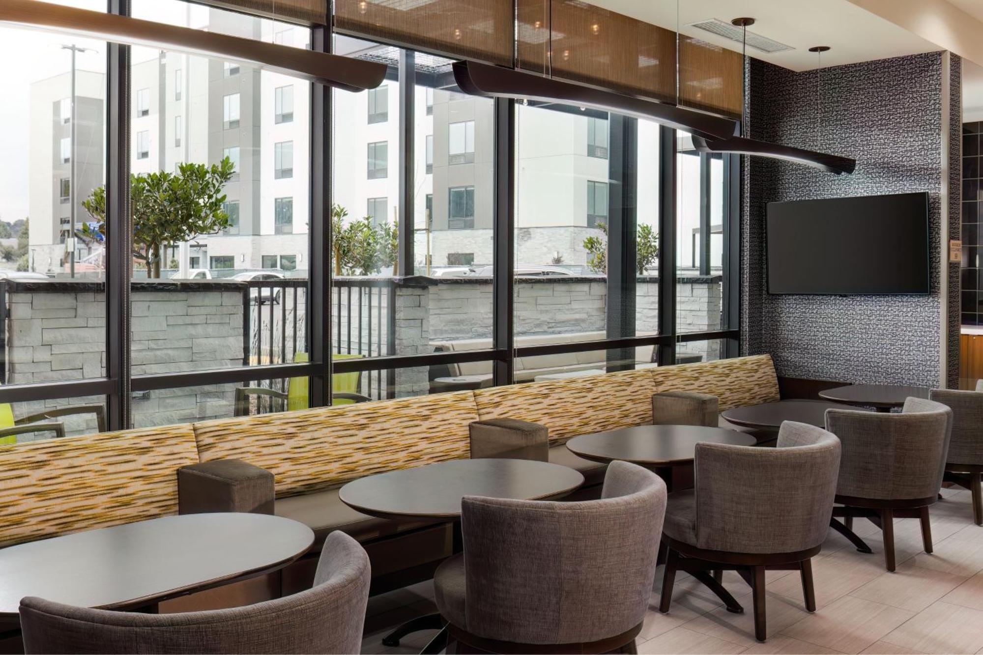 Springhill Suites By Marriott Pleasanton Exterior foto