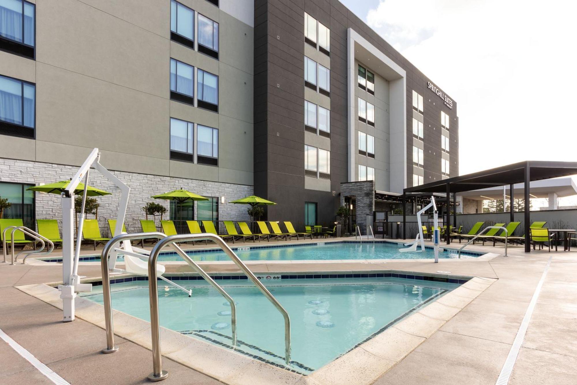 Springhill Suites By Marriott Pleasanton Exterior foto
